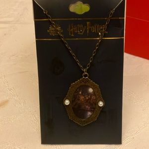Harry Potter Hogwarts Cameo necklace